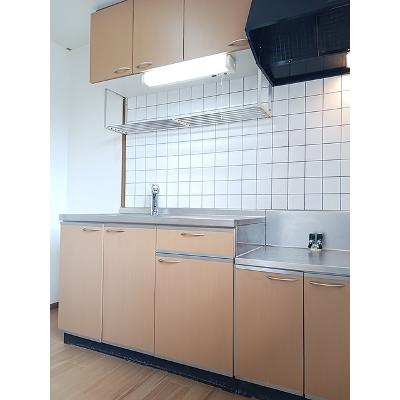 シーサイドパークＡ 202【管理NO：1-011361201-02020】 ★家具家電は申し込み後に搬入しますの物件写真3