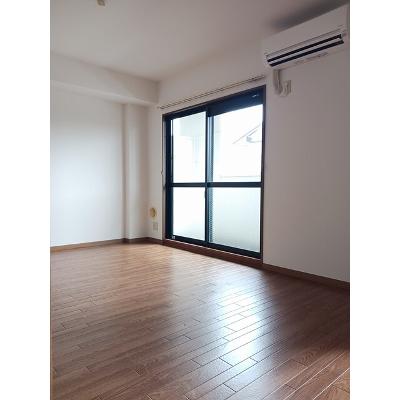 グランポ－ト 202【管理NO：1-009434701-02020】 ★家具家電は申し込み後に搬入します★ ★2026年11月中旬入居可能★の物件写真2
