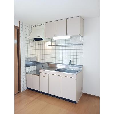ロイヤル雑賀 205【管理NO：1-007960401-02040】 ★家具家電は申し込み後に搬入します★の物件写真3
