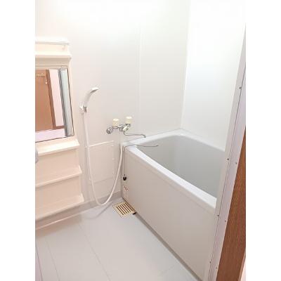 ロイヤル雑賀 205【管理NO：1-007960401-02040】 ★家具家電は申し込み後に搬入します★の物件写真4