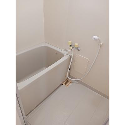 アクアノート 102【管理NO：1-007042801-01020】 ★家具家電は申し込み後に搬入します★の物件写真4