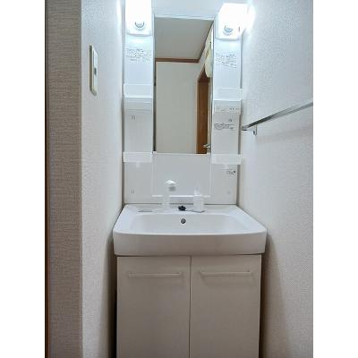 カトレア 102【管理NO：1-005952001-01020】 ★家具家電は申し込み後に搬入しますの物件写真6