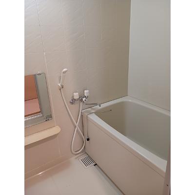ユーメゾン内浜 201【管理NO：1-005427701-02010】 ★家具家電は申し込み後に搬入しますの物件写真4