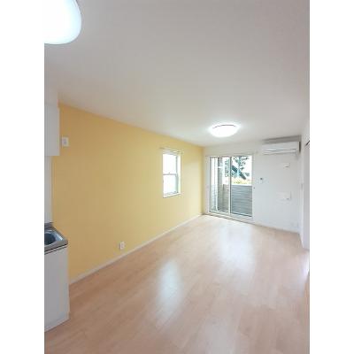 ワイズＫＭ　Ⅱ 102【管理NO：1-021384701-01020】 ★家具家電は申し込み後に搬入しますの物件写真2
