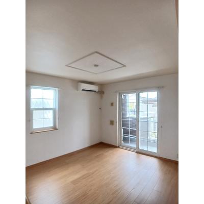 サンリット 104【管理NO：1-013259301-01040】 ★家具家電は申し込み後に搬入しますの物件写真2