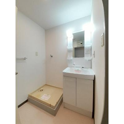 ルレーブ・ロイヤル 302【管理NO：1-005966001-03020】 ★家具家電は申し込み後に搬入しますの物件写真6