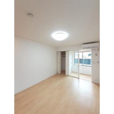 ル・ボヌール三木Ⅲ 103【管理NO：1-025516001-01030】 ★家具家電は申し込み後に搬入しますの物件写真2