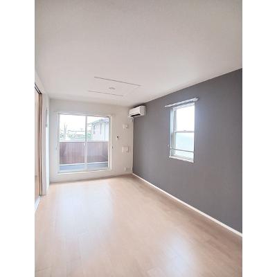クオーレⅡ 201【管理NO：1-021544802-02010】 ★家具家電は申し込み後に搬入しますの物件写真2