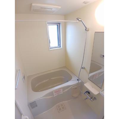 サンティエ 201【管理NO：1-020987901-02010】 ★家具家電は申し込み後に搬入しますの物件写真4