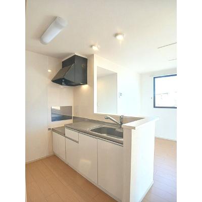 ティファニー　Ⅰ 201【管理NO：1-020596401-02010】 ★家具家電は申し込み後に搬入しますの物件写真3