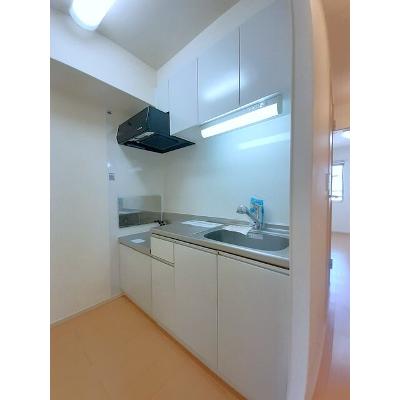 プランドール松縄 202【管理NO：1-020262801-02020】 ★家具家電は申し込み後に搬入しますの物件写真3