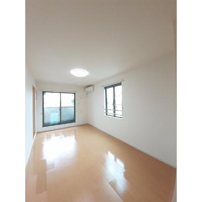 クレール木太 302【管理NO：1-019990601-03020】 ★家具家電は申し込み後に搬入しますの物件写真2