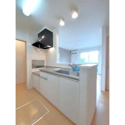 ギフトⅢ 103【管理NO：1-019287003-01030】 ★家具家電は申し込み後に搬入しますの物件写真3