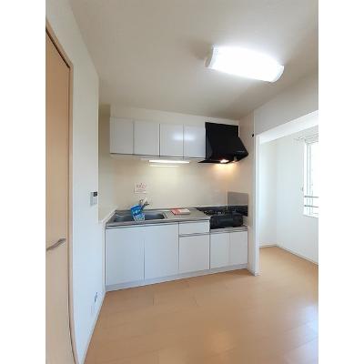フェリーチェＮ　Ⅱ 201【管理NO：1-018860502-02010】 ★家具家電は申し込み後に搬入します★の物件写真3