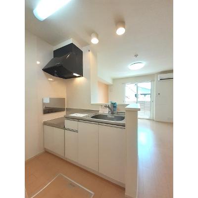 フェリーチェＮ　Ⅰ 102【管理NO：1-018860501-01020】 ★家具家電は申し込み後に搬入します★の物件写真3