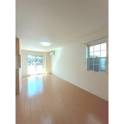 プリーズプレイスＢ 101【管理NO：1-017430002-01010】 ★家具家電は申し込み後に搬入します★の物件写真2