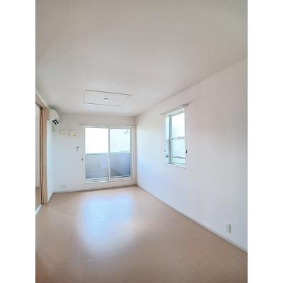 エアリーフィールドからたち 201【管理NO：1-017076401-02010】 ★家具家電は申し込み後に搬入します 2026年07月下旬入居可能の物件写真2