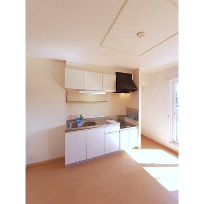 ジェルメ・メゾンⅠ 202【管理NO：1-016318701-02020】 ★家具家電は申し込み後に搬入しますの物件写真3