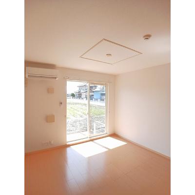 アルモニー三木 103【管理NO：1-016009301-01030】 ★家具家電は申し込み後に搬入しますの物件写真2