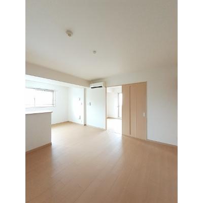 ディアコート　木太 304【管理NO：1-015141901-03040】 ★家具家電は申し込み後に搬入します 2026年08月中旬入居可能の物件写真2