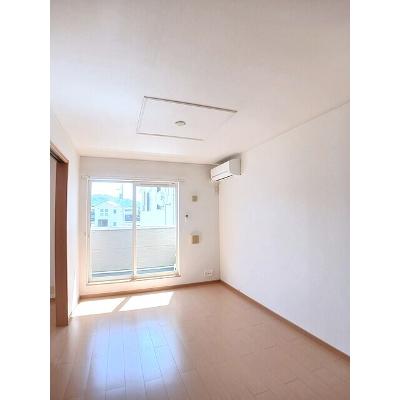 アルドーレ　Ⅱ 202【管理NO：1-014942902-02020】 ★家具家電は申し込み後に搬入しますの物件写真2