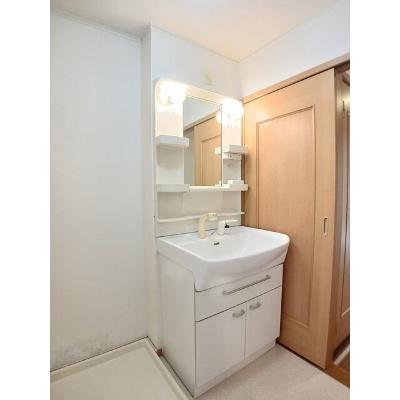 グランデ　カーサＥ 201【管理NO：1-013909705-02010】 ★家具家電は申し込み後に搬入しますの物件写真6
