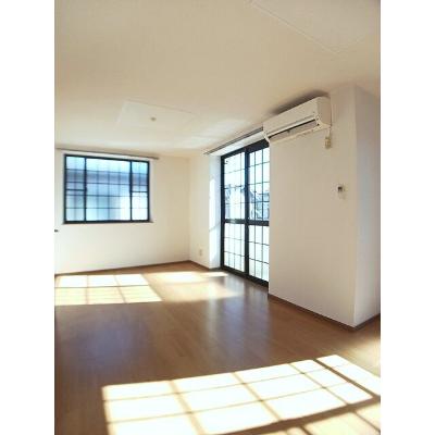 グランディール・堀越 202【管理NO：1-011037201-02020】 ★家具家電は申し込み後に搬入しますの物件写真2