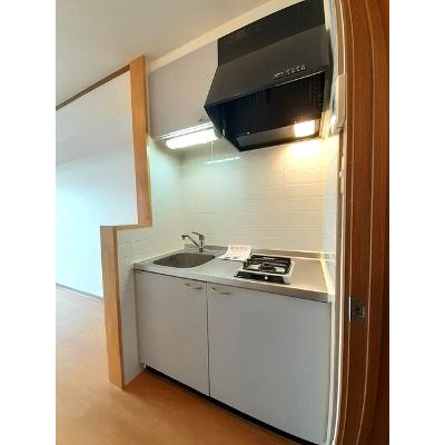 センチュリー２１　Ｊ 203【管理NO：1-011008301-02030】 ★家具家電は申し込み後に搬入します★の物件写真3