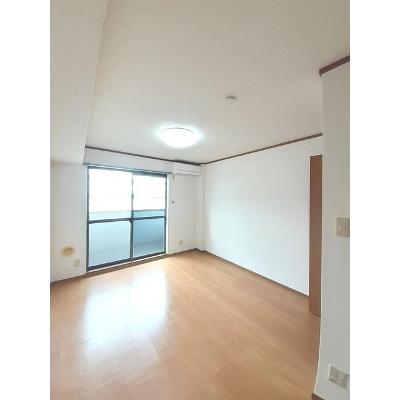 センチュリー２１　Ｊ 202【管理NO：1-011008301-02020】 ★家具家電は申し込み後に搬入します★の物件写真2