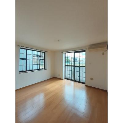 センチュリー２１　Ｉ 101【管理NO：1-010592802-01010】 ★家具家電は申し込み後に搬入しますの物件写真2