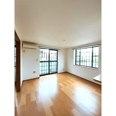 センチュリー２１　Ｈ 102【管理NO：1-010592801-01020】 ★家具家電は申し込み後に搬入します★の物件写真2