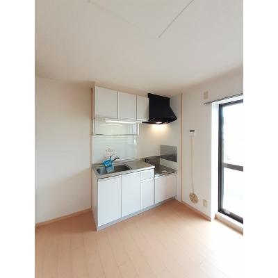 ニューエルディム小田 104【管理NO：1-004783201-01040】 ★家具家電は申し込み後に搬入しますの物件写真3