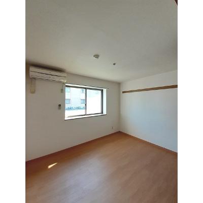 ニューエルディム裕Ⅱ 103【管理NO：1-004284802-01030】 ★家具家電は申し込み後に搬入しますの物件写真2