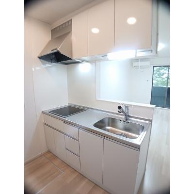 トイロ真時 101【管理NO：1-027189801-01010】 ★家具家電は申し込み後に搬入しますの物件写真3