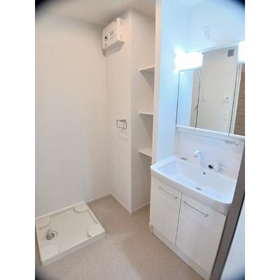 トイロ真時 101【管理NO：1-027189801-01010】 ★家具家電は申し込み後に搬入しますの物件写真6