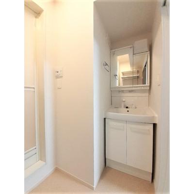 ザ・ビレッジグリーン宇多津Ⅲ 103【管理NO：1-026653903-01030】 ★家具家電は申し込み後に搬入しますの物件写真6