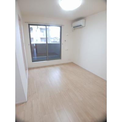 ディア　コート　中津 203【管理NO：1-021548301-02030】 ★家具家電は申し込み後に搬入しますの物件写真2