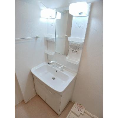 アステール 102【管理NO：1-021440201-01020】 ★家具家電は申し込み後に搬入します★の物件写真6