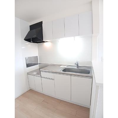 カーサ・クレスト 204【管理NO：1-021380501-02040】 ★家具家電は申し込み後に搬入します★ ★2026年11月上旬入居可能★の物件写真3