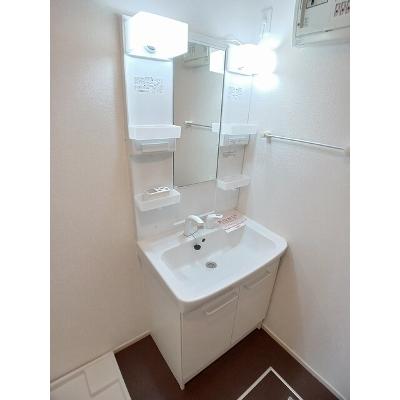 apartment 香川県仲多度郡多度津町大字道福寺３０６番地 

↓地図はこちらから