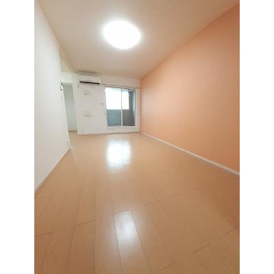 カーサ・フィオーレＥ 202【管理NO：1-018468602-02020】 ★家具家電は申し込み後に搬入します 2026年07月下旬入居可能の物件写真2