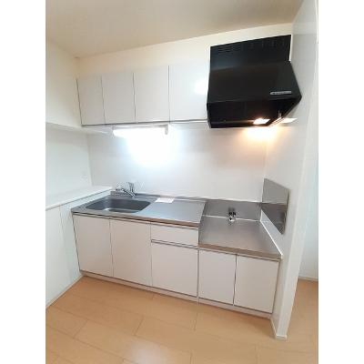 カーサ・フィオーレＥ 202【管理NO：1-018468602-02020】 ★家具家電は申し込み後に搬入します 2026年07月下旬入居可能の物件写真3