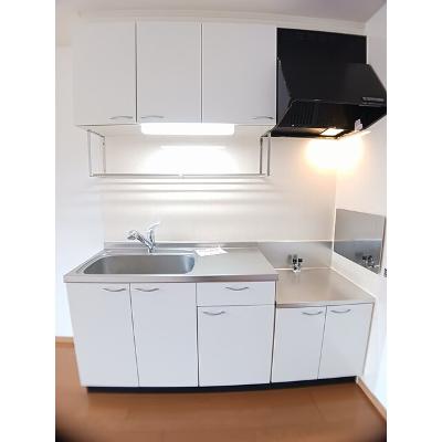 apartment 香川県丸亀市飯山町東坂元２９４３番地２０ 

↓地図はこちらから