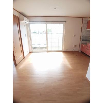 ファイン　ブラザー 102【管理NO：1-012224201-01020】 ★家具家電は申し込み後に搬入します★の物件写真2
