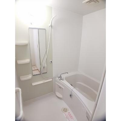 ファイン　ブラザー 102【管理NO：1-012224201-01020】 ★家具家電は申し込み後に搬入します★の物件写真4
