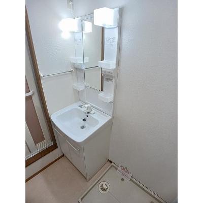 ホワイト・リバー 202【管理NO：1-010797901-02020】 ★家具家電は申し込み後に搬入します★の物件写真6