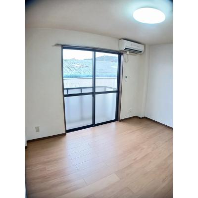 イグレック。楯　Ｂ 203【管理NO：1-009744102-02030】 ★家具家電は申し込み後に搬入しますの物件写真2