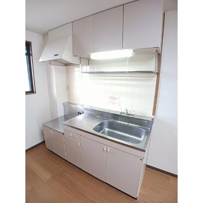 ローフィルド 401【管理NO：1-007619701-04010】 ★家具家電は申し込み後に搬入します★の物件写真3