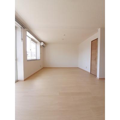 スカイハイツ川井 102【管理NO：1-006811001-01020】 ★家具家電は申し込み後に搬入します 2026年09月中旬入居可能の物件写真2