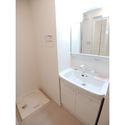 サンルミエール　Ⅰ 102【管理NO：1-026726401-01020】 ★家具家電は申し込み後に搬入します★の物件写真6